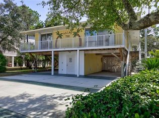 521 Windmill Ridge Rd, Gulf Shores, AL 36542