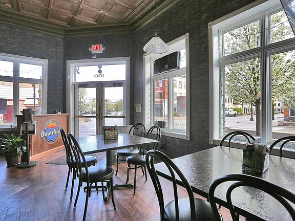 4th image of 100 Washington Ave