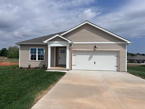 714 Calumet Cir Photo 1