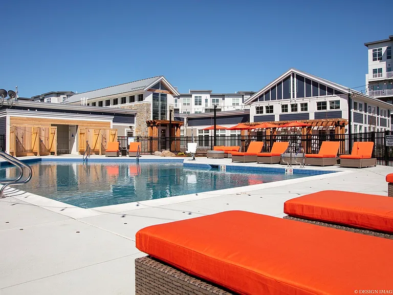 Elevation Apartments at Crown Colony — Photo 12