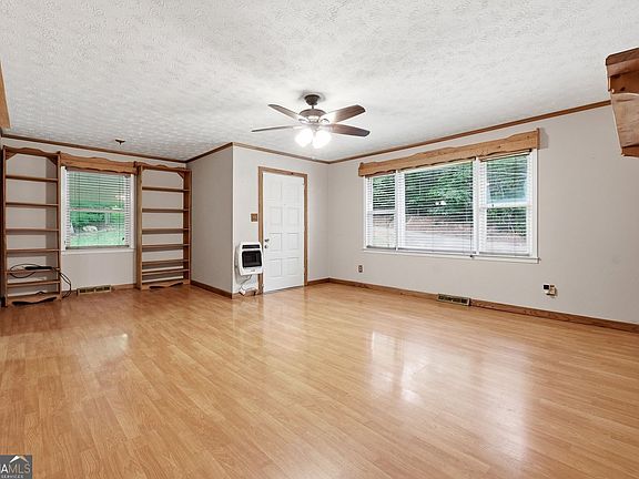 4th image of 399 Donahoo Rd SE
