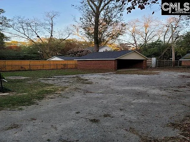 312 S Woodrow St — Photo 24