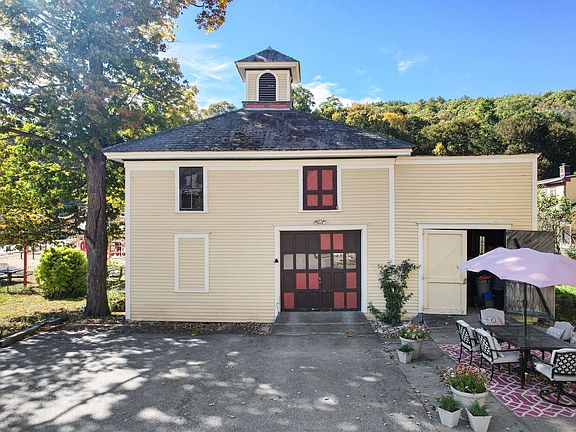 2nd image of 70 Atkinson Street