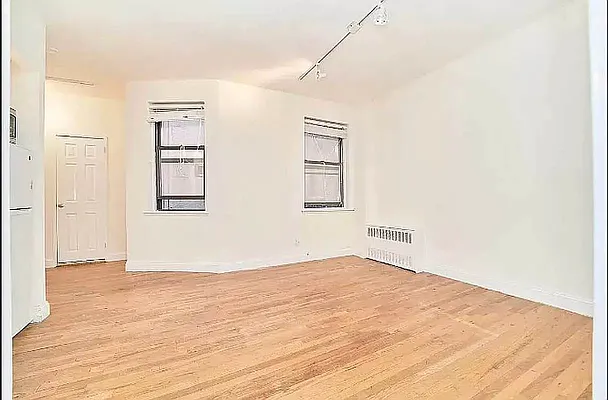 Rented by Corcoran | media 7