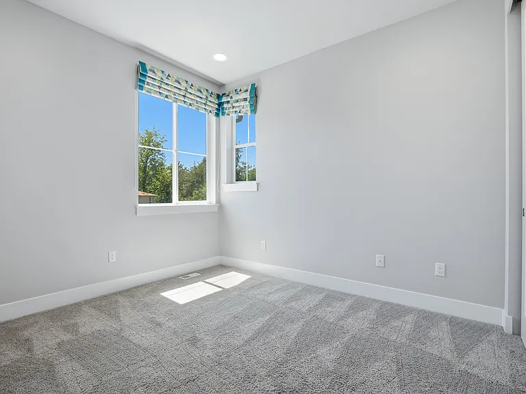 12150 164th Ct NE — Photo 28