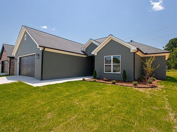 3rd image of 3893 Spencer Crossing Dr