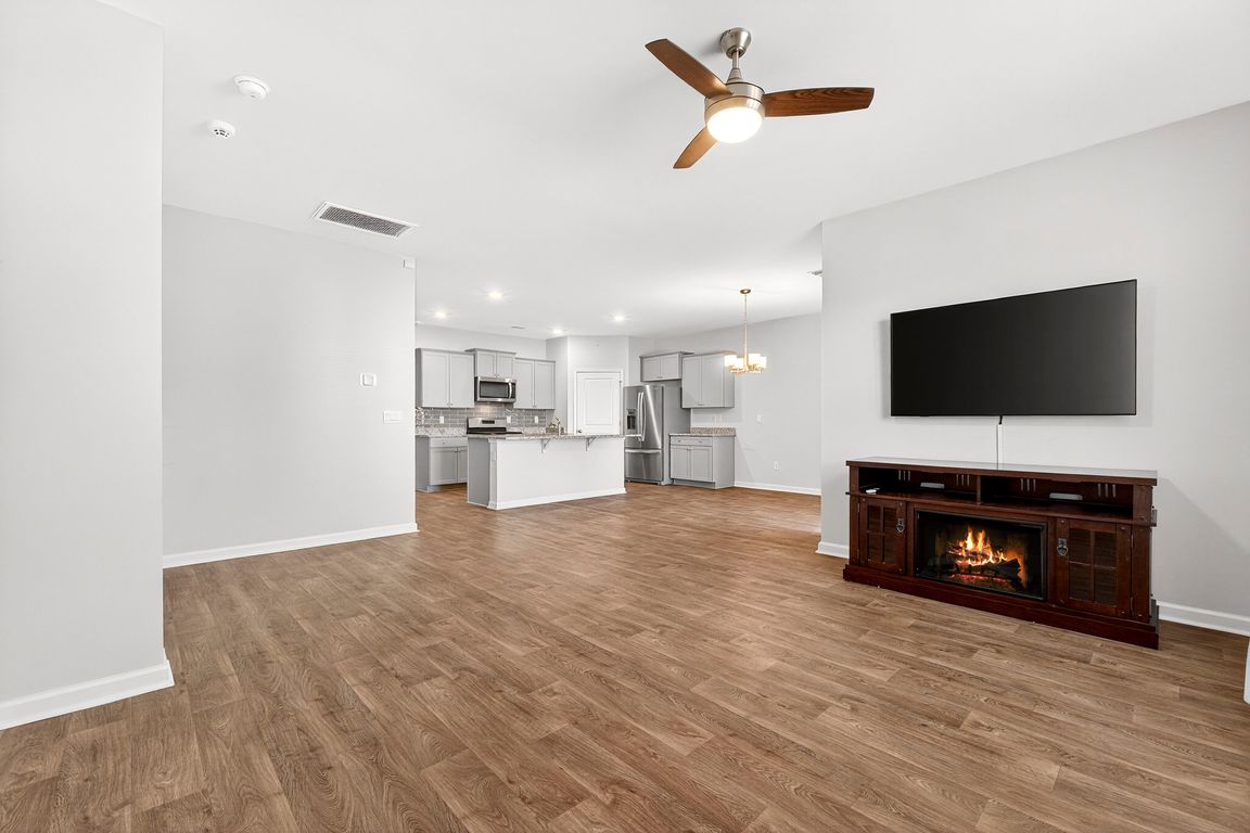 next background image