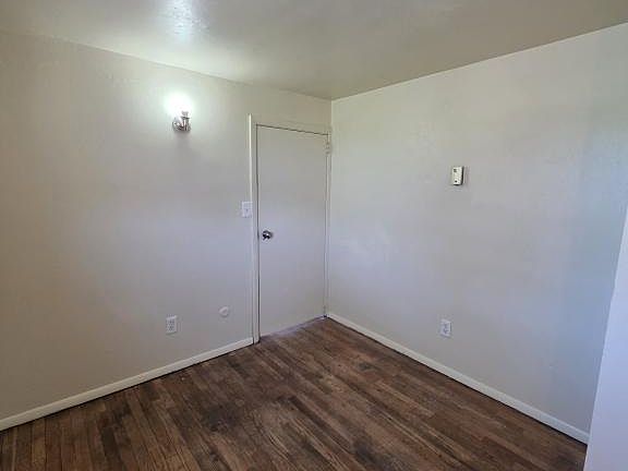3rd image of 1018 N Washington St APT 2