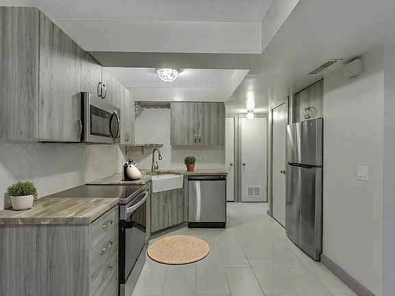 2nd image of 2220 E Murray Holladay Rd APT 414