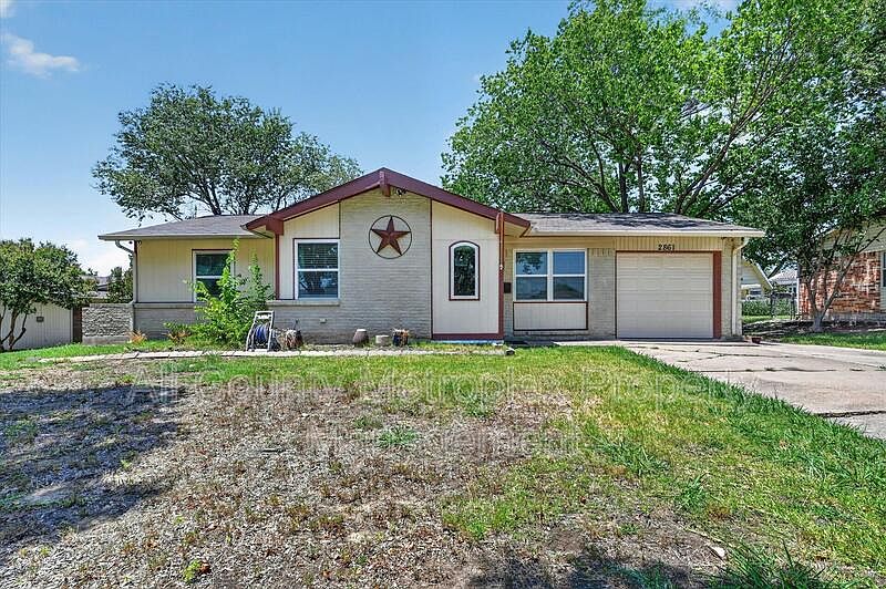 1st image of 2861 Mark Twain Dr