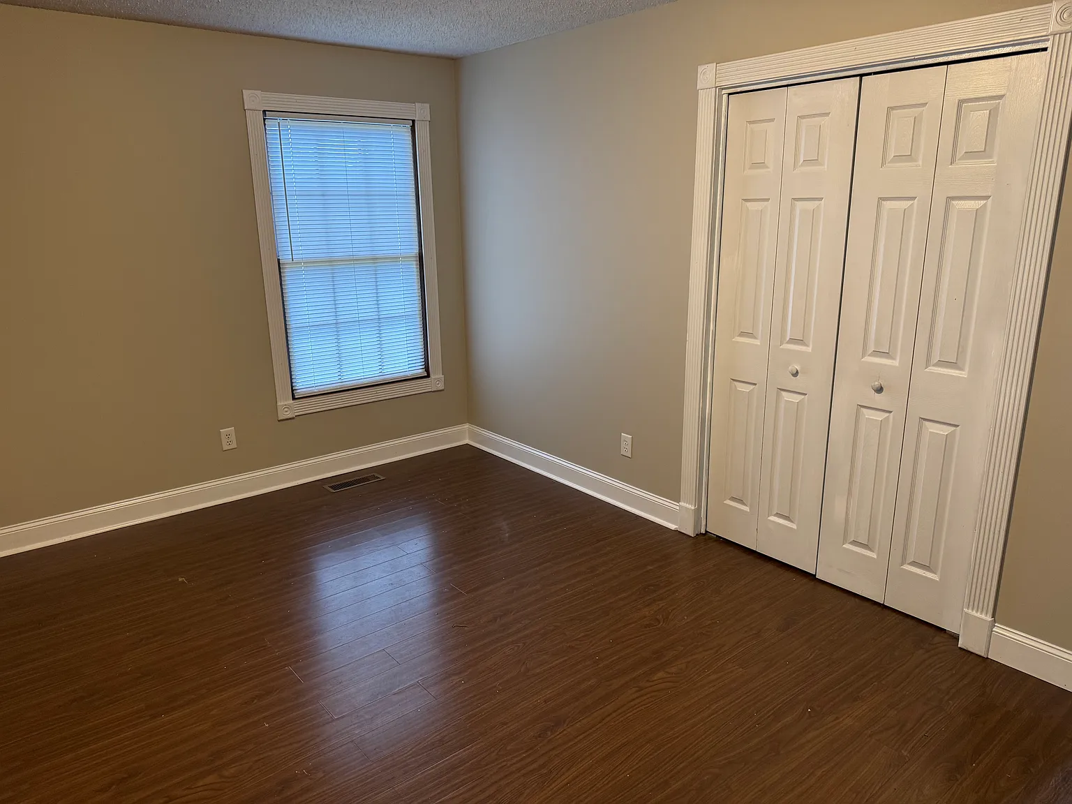 3 bed, 1841 sqft, $1,550 — Photo 4