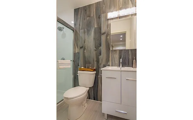 Rented by Douglas Elliman | media 7