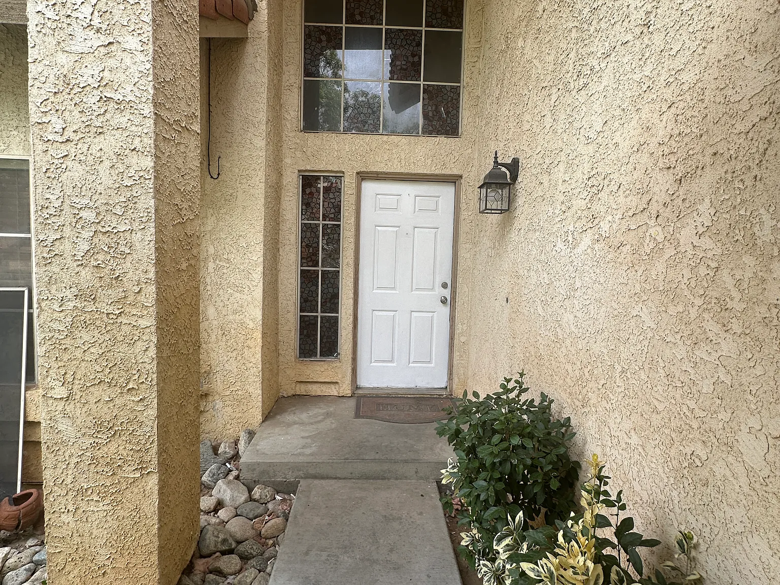4 bed, 1874 sqft, $2,700 — Photo 3