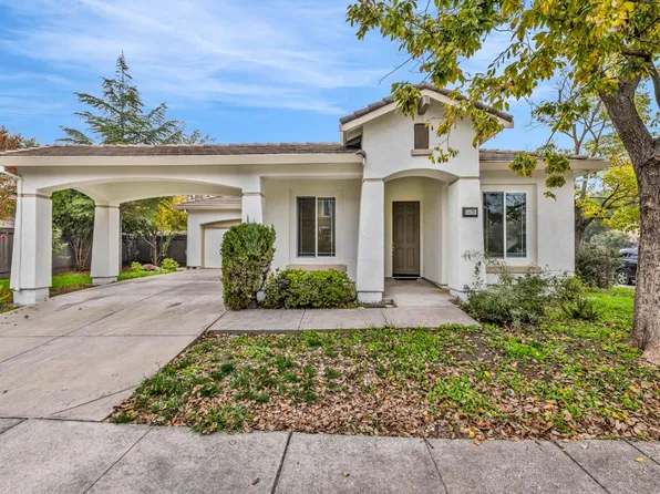 5520 Elkhart St, Sacramento, CA 95835