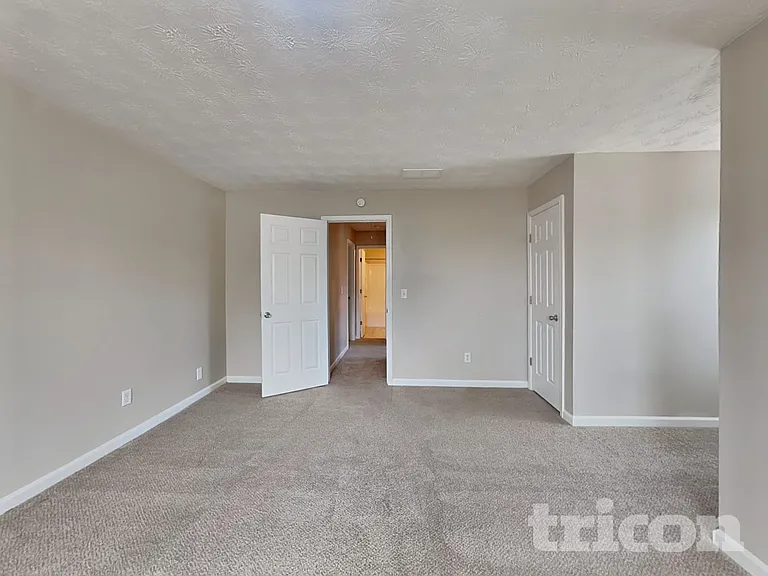 517 Cathedral Dr — Photo 12