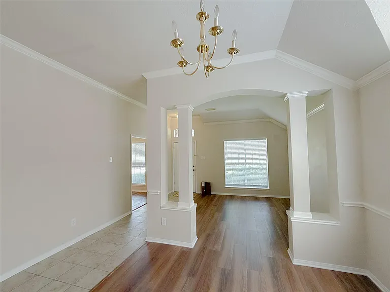 2131 Scenic Hollow Ct — Photo 7