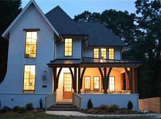2432 Kingsbury Dr, Charlotte, NC 28205