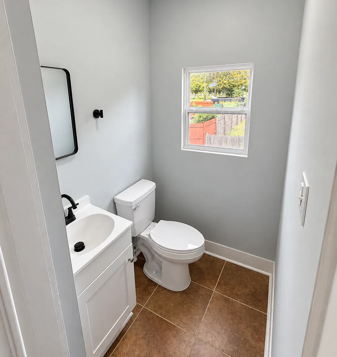 4 bed, 1400 sqft, $2,350 — Photo 2