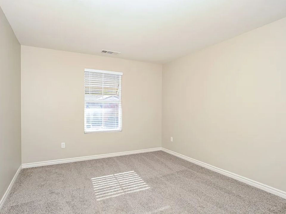 1st image of 4916 Aventura Blvd