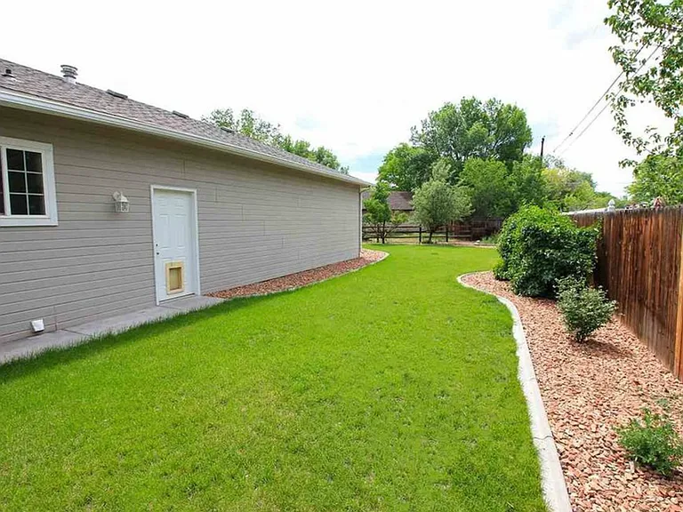 2252 Pine Terrace Ct — Photo 23