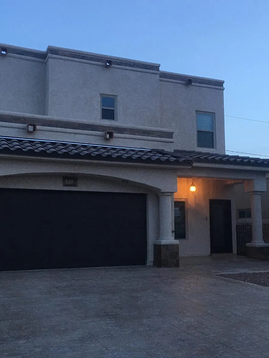 Building Photo - 512 Firstwood #512-B