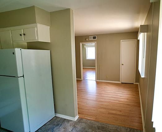 5th image of 4246 Cole Ave #1