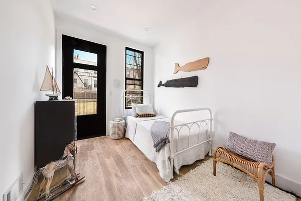 Rented by Brown Harris Stevens | media 14