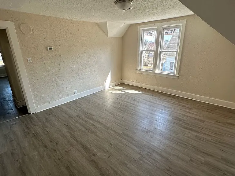 2840 N Vel R Phillips Ave — Photo 6