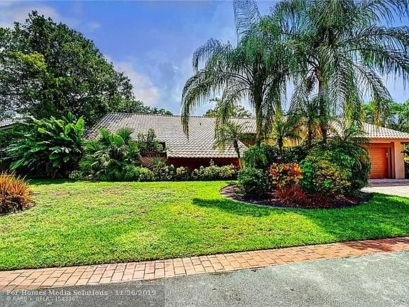 3rd image of 7590 Black Olive Way