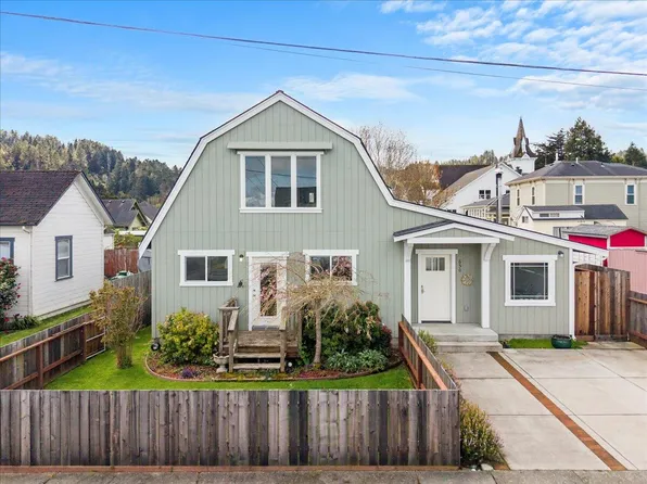 650 Fern St, Ferndale, CA 95536