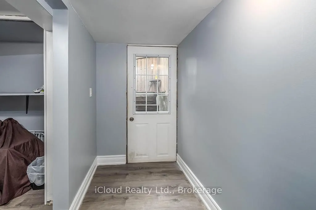 Building Photo - 225 Wallace Ave #LOWER