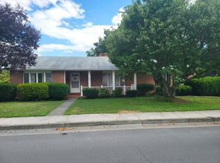 1504 Handley Ave, Winchester, VA 22601