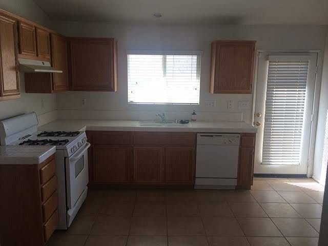 1st image of 13761 Sunshine Terrace St