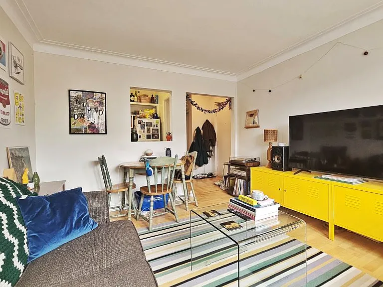 62 Spadina Ave #8 — Photo 3