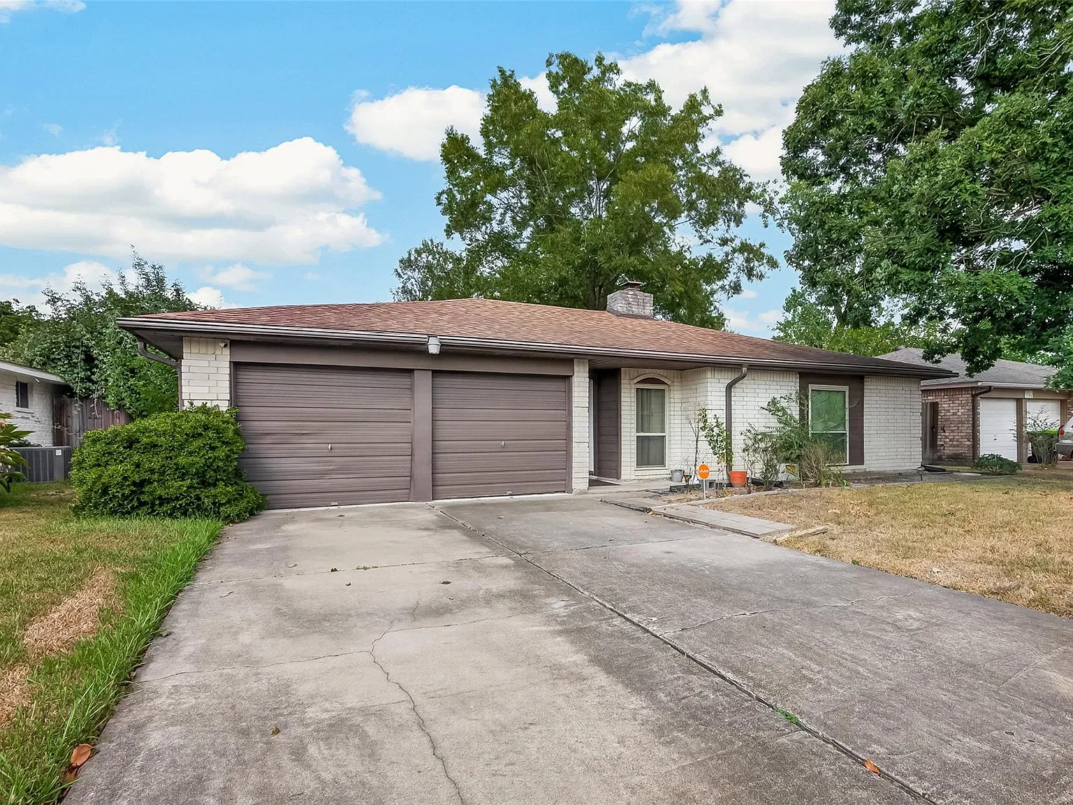 3 bed, 2.0 bath, 1336 sqft, $1,695 — Photo 3