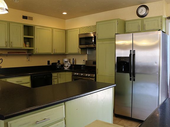 4th image of 1514 N Carlton Ave