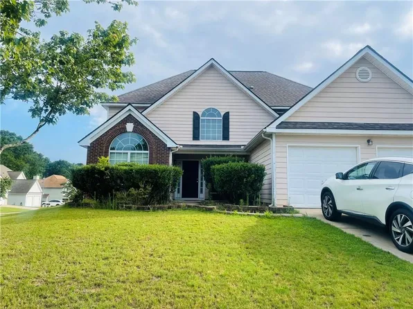 15 Emerson Trl, Covington, GA 30016