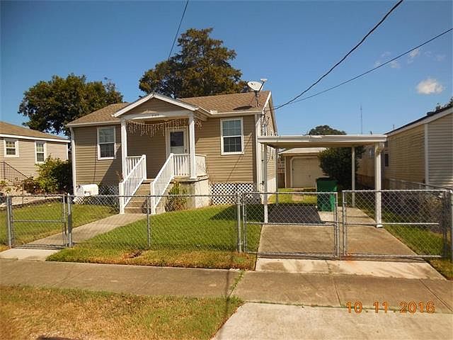 1st image of 2109 Rose Dr