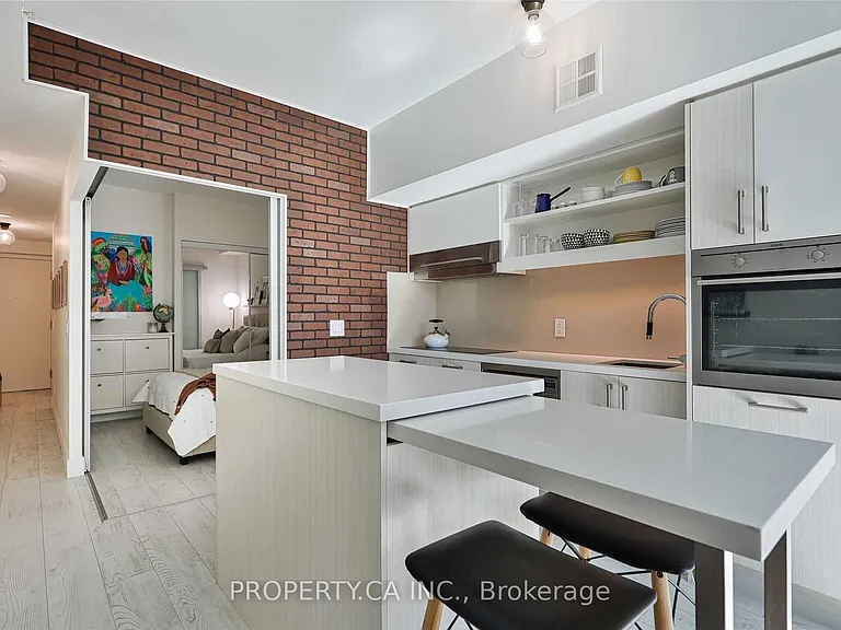 39 Sherbourne St #401 — Photo 9