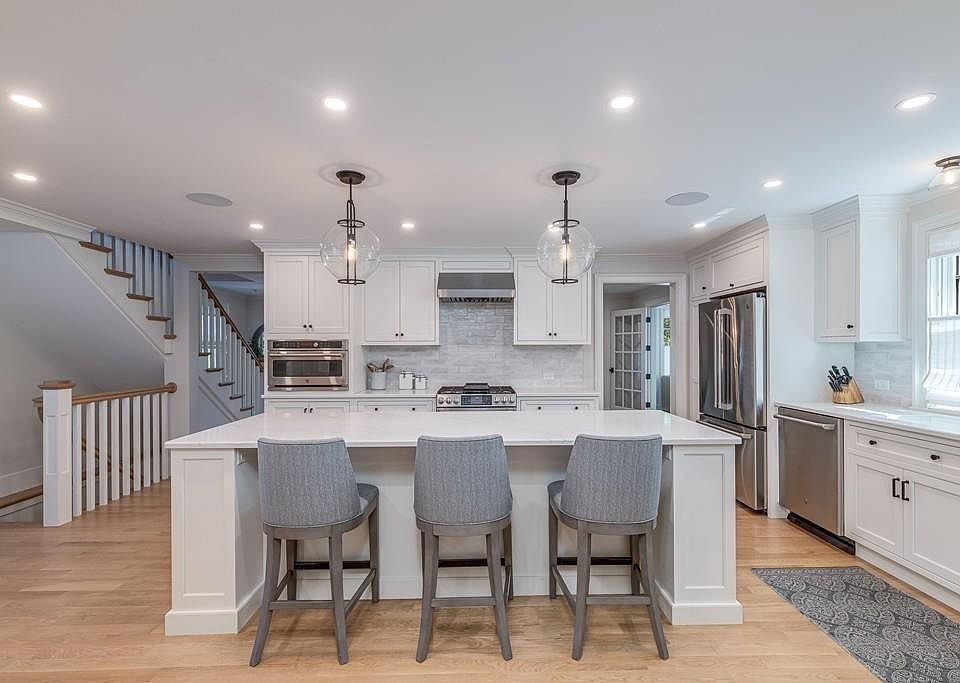 1st image of 26 Plummer Ave