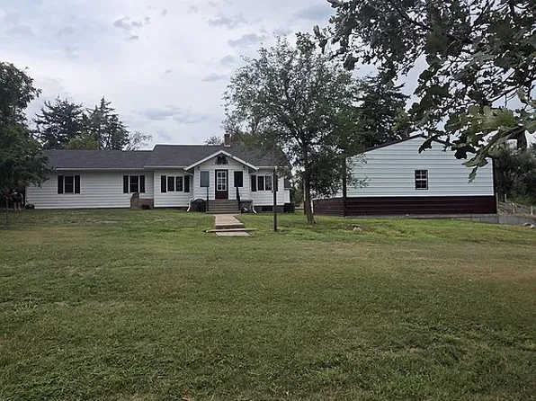 245 Highway K148, Courtland, KS 66939