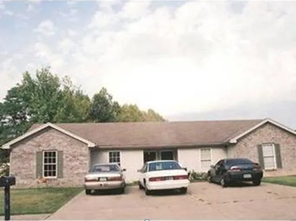 2553 Hickoryvale Dr, New Albany, IN 47150