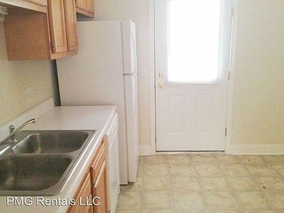 5th image of 1214 Beaver Creek Dr #B
