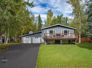 19705 Shumagin Cir, Eagle River, AK 99577
