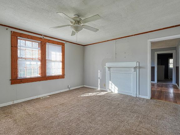 2nd image of 92 North St