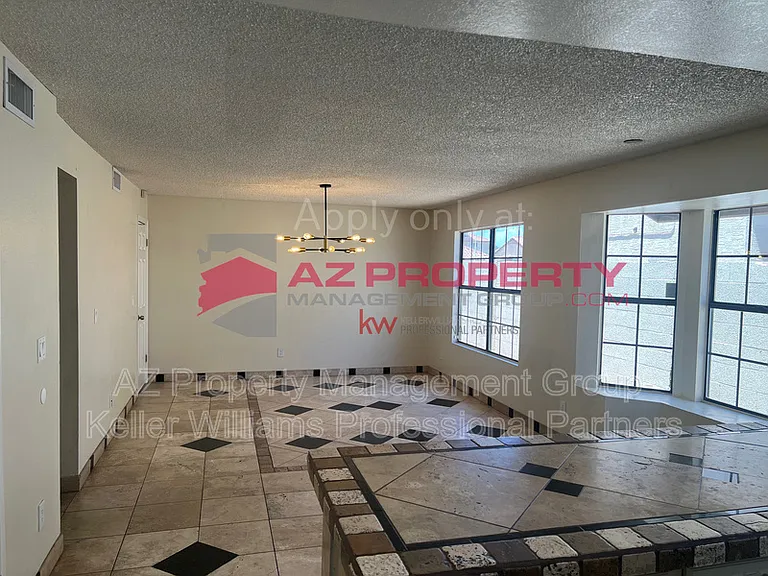 5431 W Cochise Dr — Photo 7