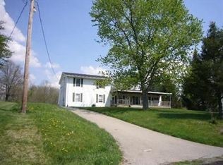 1450 Middleboro Rd, Oregonia, OH 45054