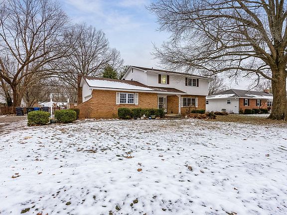 2nd image of 332 Briarwood Dr