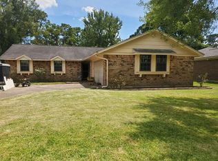 3611 Tompkins Dr, Baytown, TX 77521