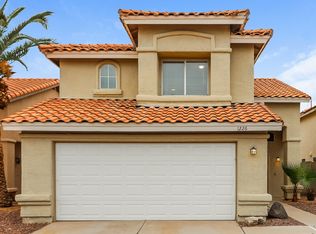 1226 E Helena Dr, Phoenix, AZ 85022